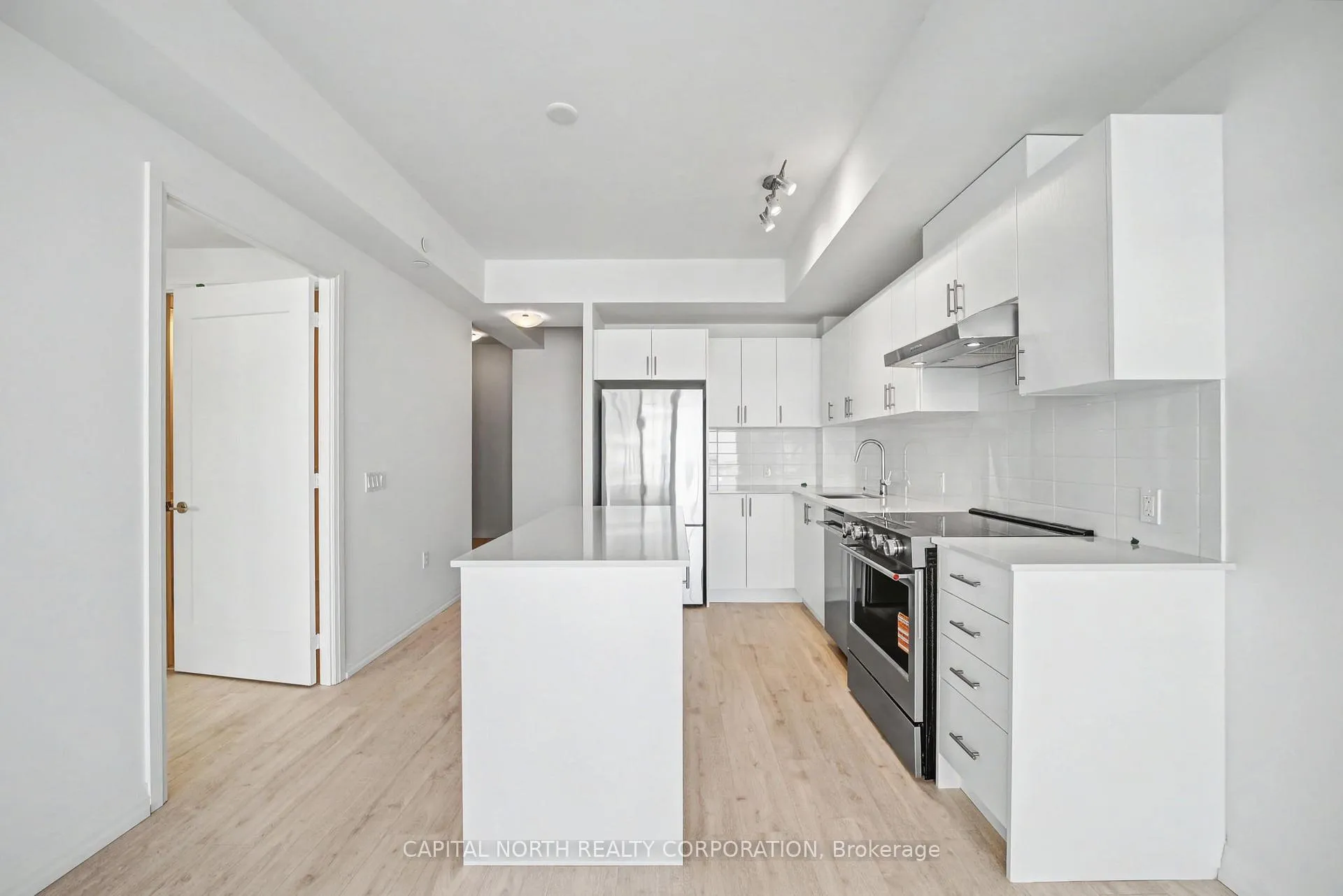 Photo 13 of Unit 2601, 27 Korda Gate, Vaughan, Vellore Village — HOMEH