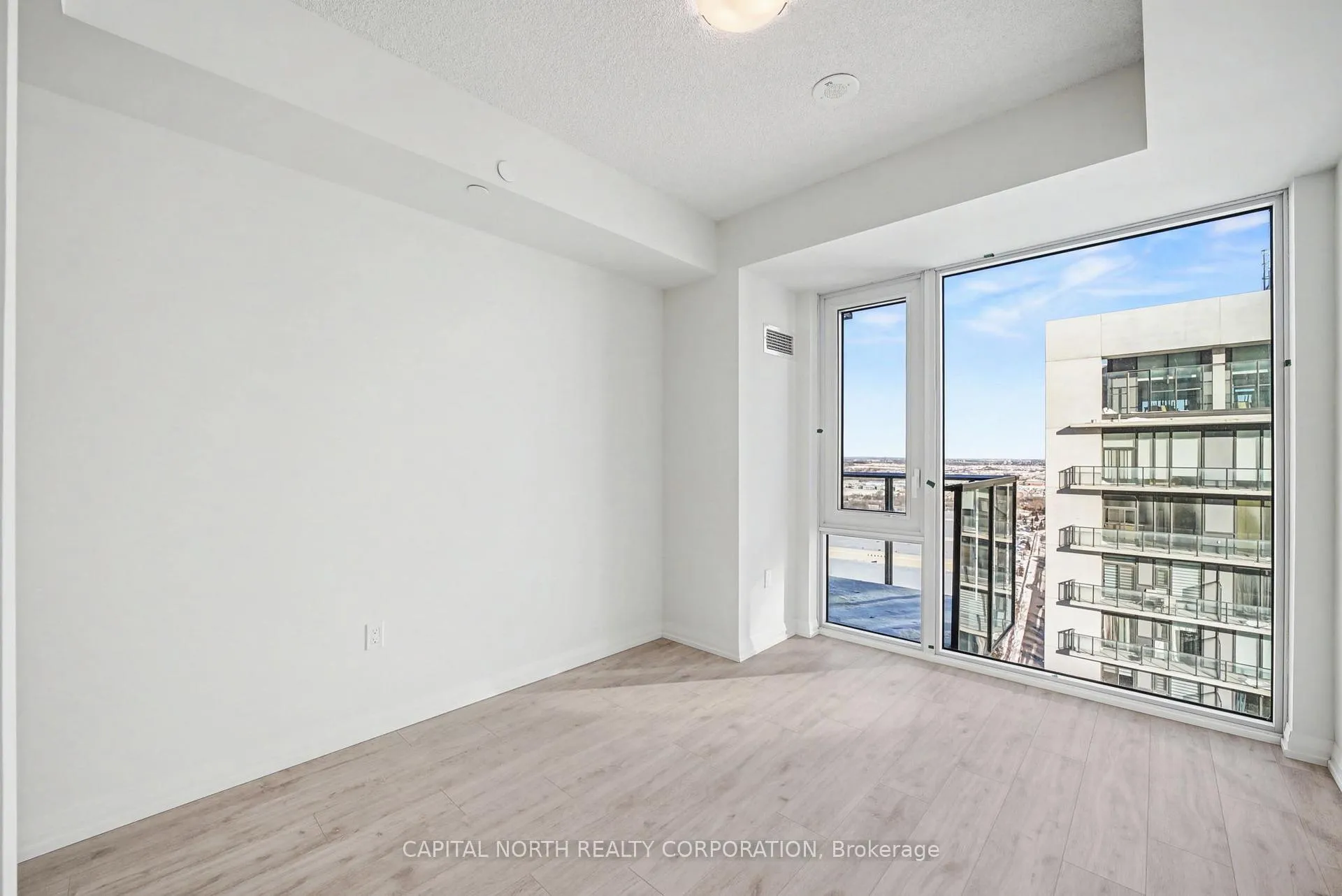 Photo 19 of Unit 2601, 27 Korda Gate, Vaughan, Vellore Village — HOMEH