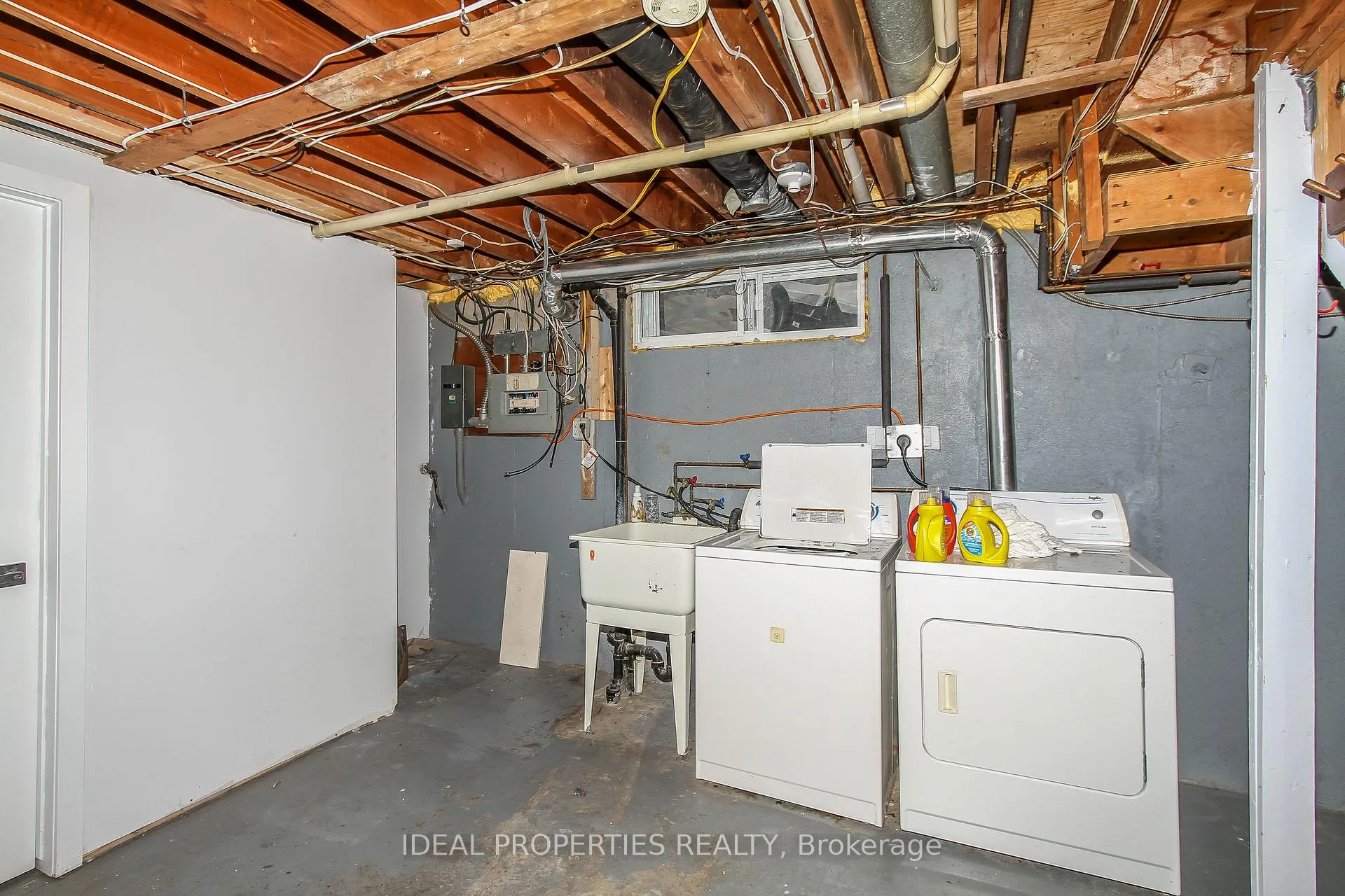 Photo 27 of 103 Sherwood Street, Ottawa, Kanata - Glencairn/Hazeldean — HOMEH