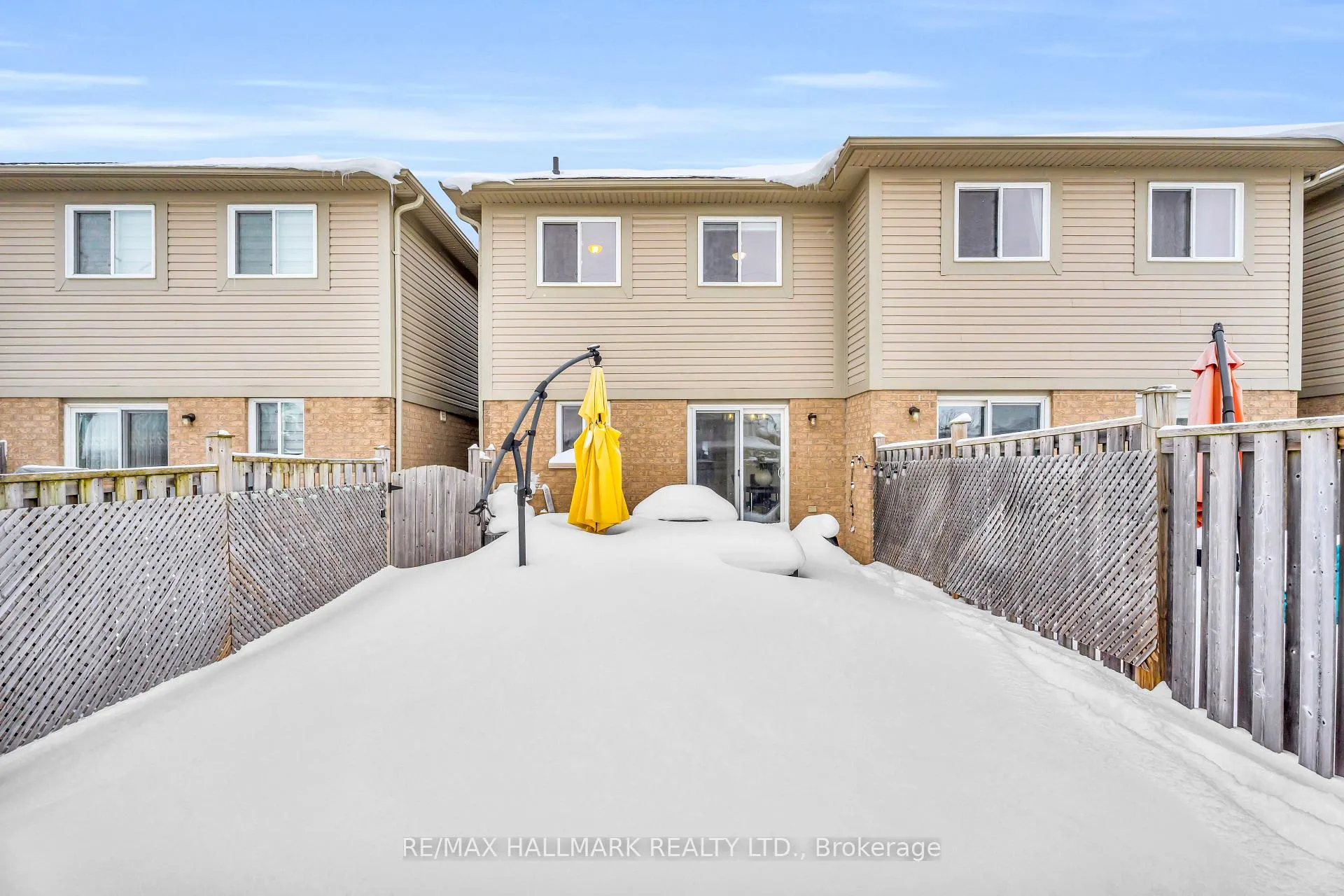 Photo 38 of 77 Commonwealth Road, Barrie, Innis-Shore — HOMEH