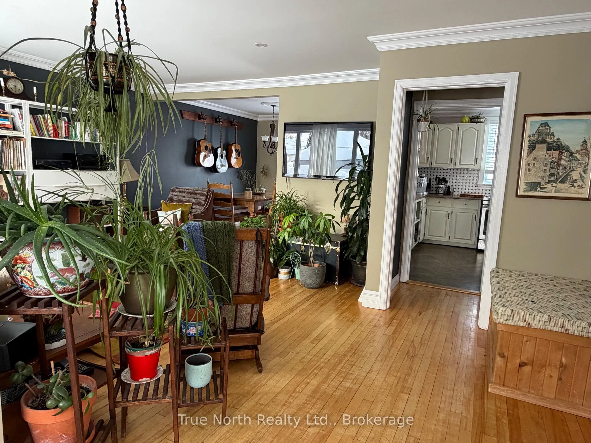 Photo 6 of 34 Dominion Avenue, Kapuskasing — HOMEH