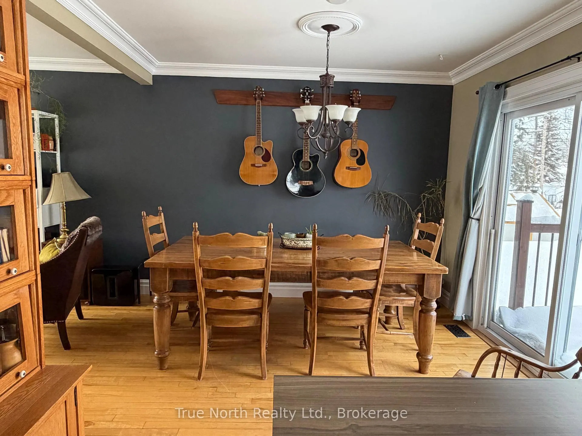 Photo 11 of 34 Dominion Avenue, Kapuskasing — HOMEH