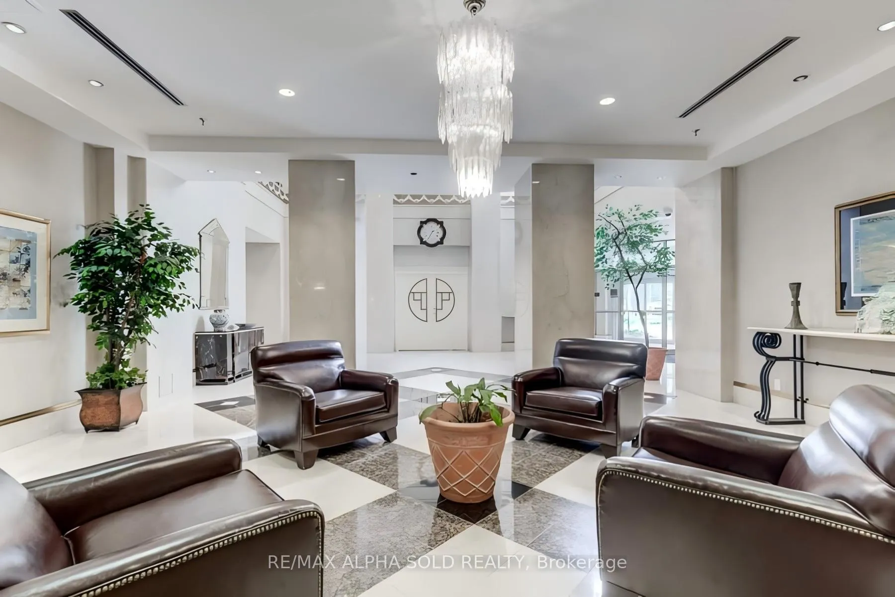 Photo 4 of Unit 907, 88 Corporate Drive, Scarborough, Bendale — HOMEH