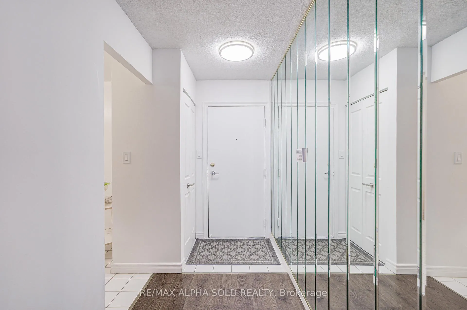 Photo 9 of Unit 907, 88 Corporate Drive, Scarborough, Bendale — HOMEH
