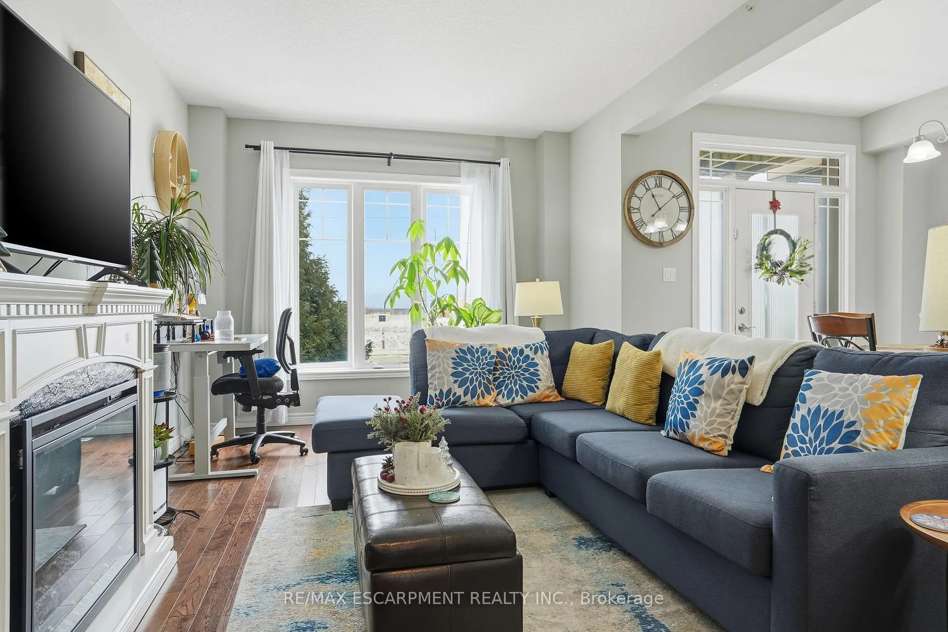 Photo 8 of Unit 6, 7 Lakelawn Road, Grimsby, Grimsby Beach — HOMEH