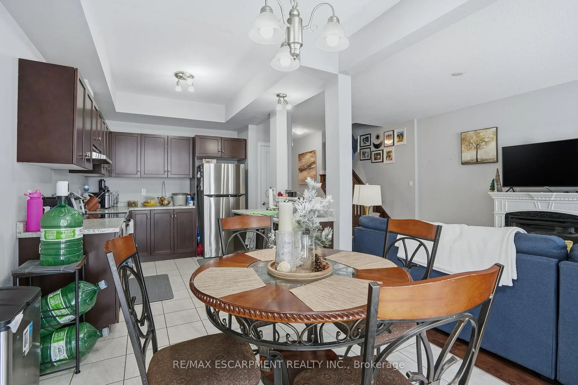 Photo 14 of Unit 6, 7 Lakelawn Road, Grimsby, Grimsby Beach — HOMEH
