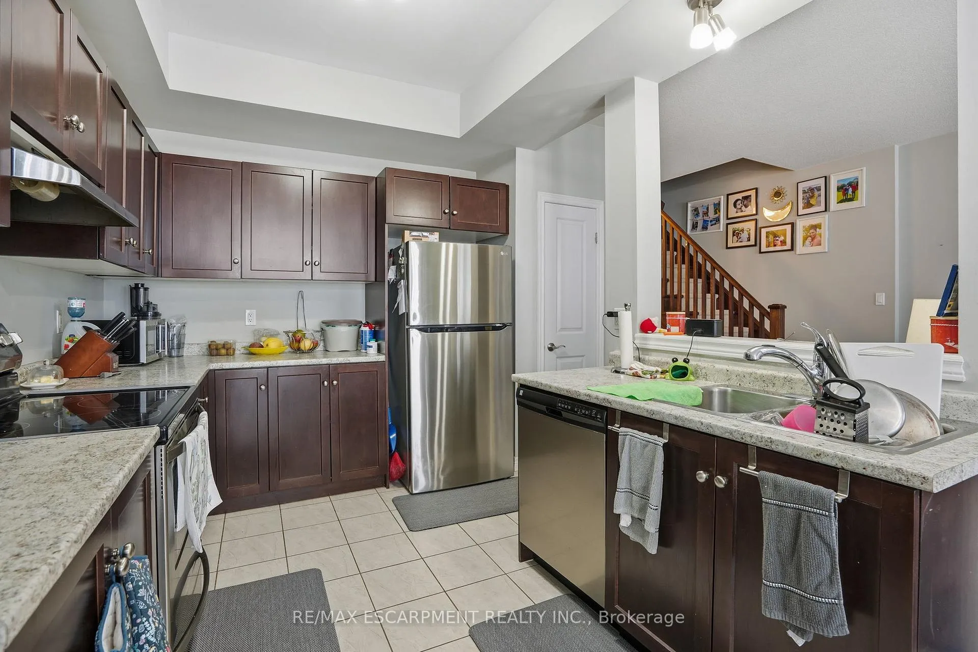Photo 15 of Unit 6, 7 Lakelawn Road, Grimsby, Grimsby Beach — HOMEH