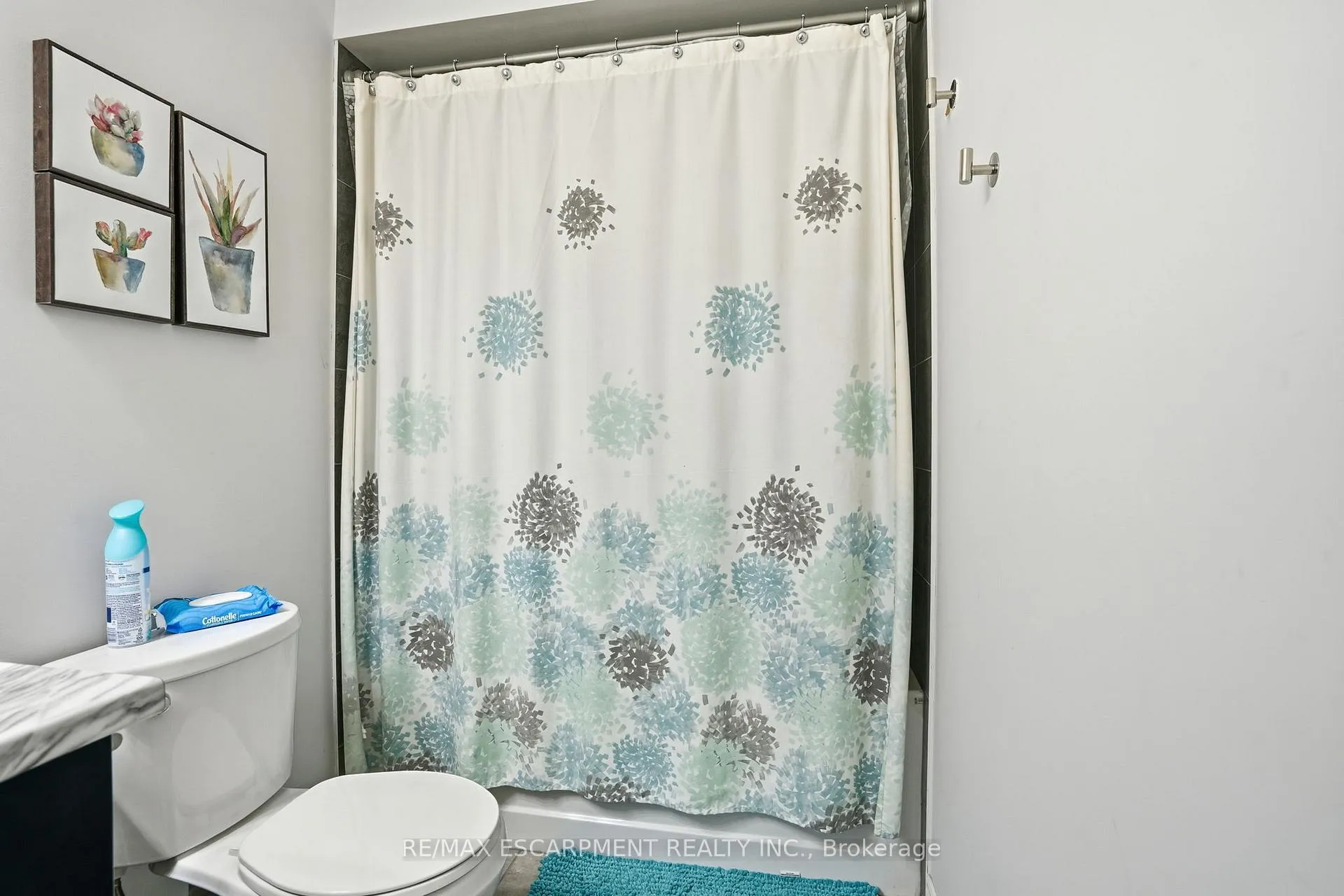 Photo 20 of Unit 6, 7 Lakelawn Road, Grimsby, Grimsby Beach — HOMEH