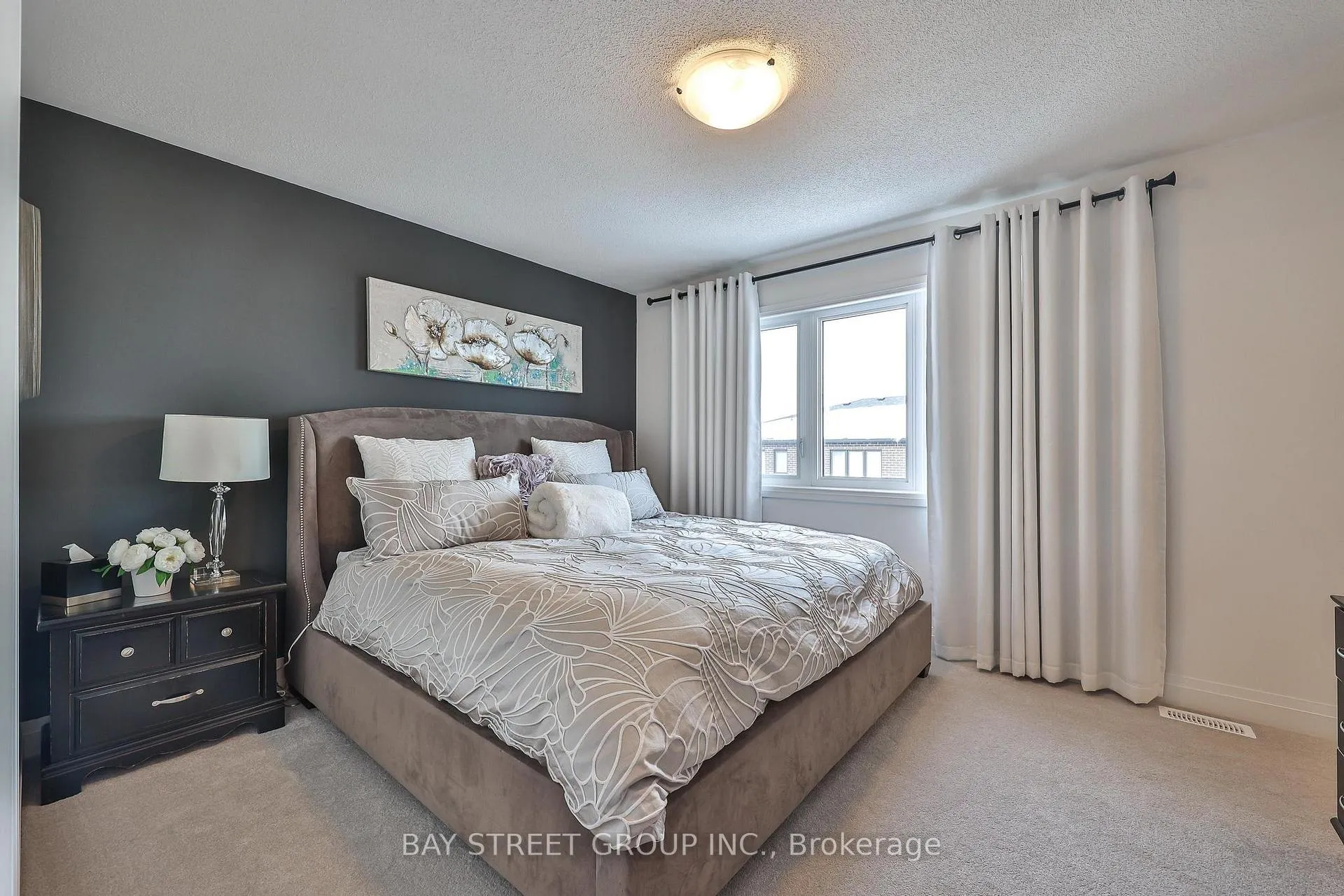 Photo 6 of 75 Windtree Way, Halton Hills, Georgetown — HOMEH