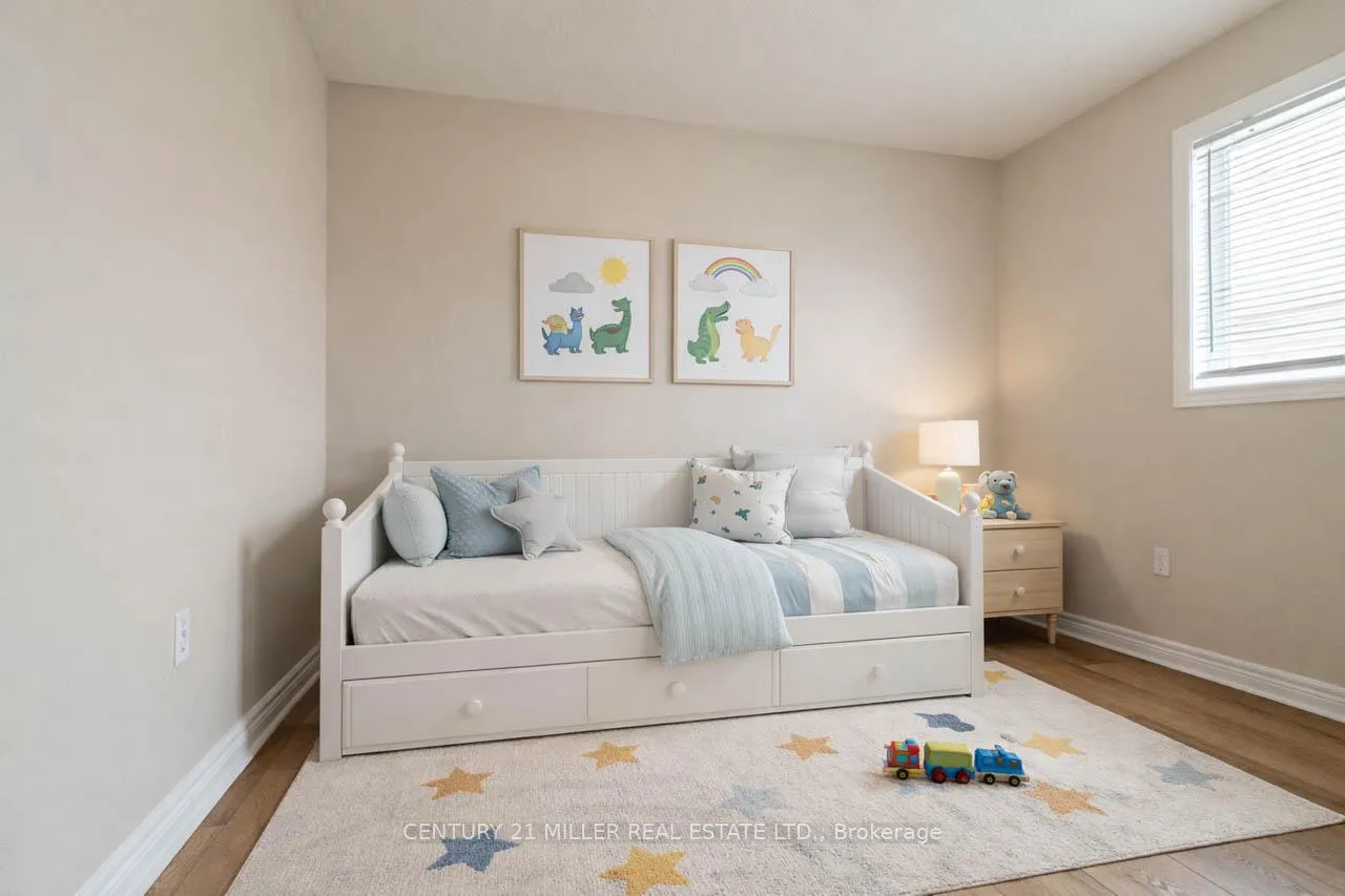 Photo 11 of 19 Henderson Drive, Guelph, Grange Road — HOMEH