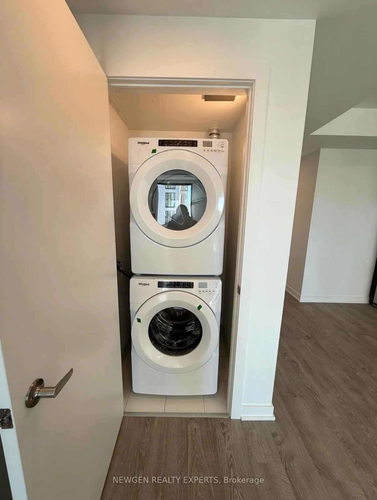 Photo 12 of Unit 303, 750 Whitlock Avenue, Milton, Cobban — HOMEH