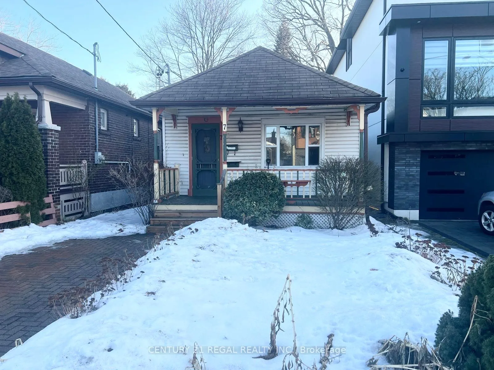 Photo 1 of 7 Holborne Avenue, Toronto, Danforth Village-East York — HOMEH