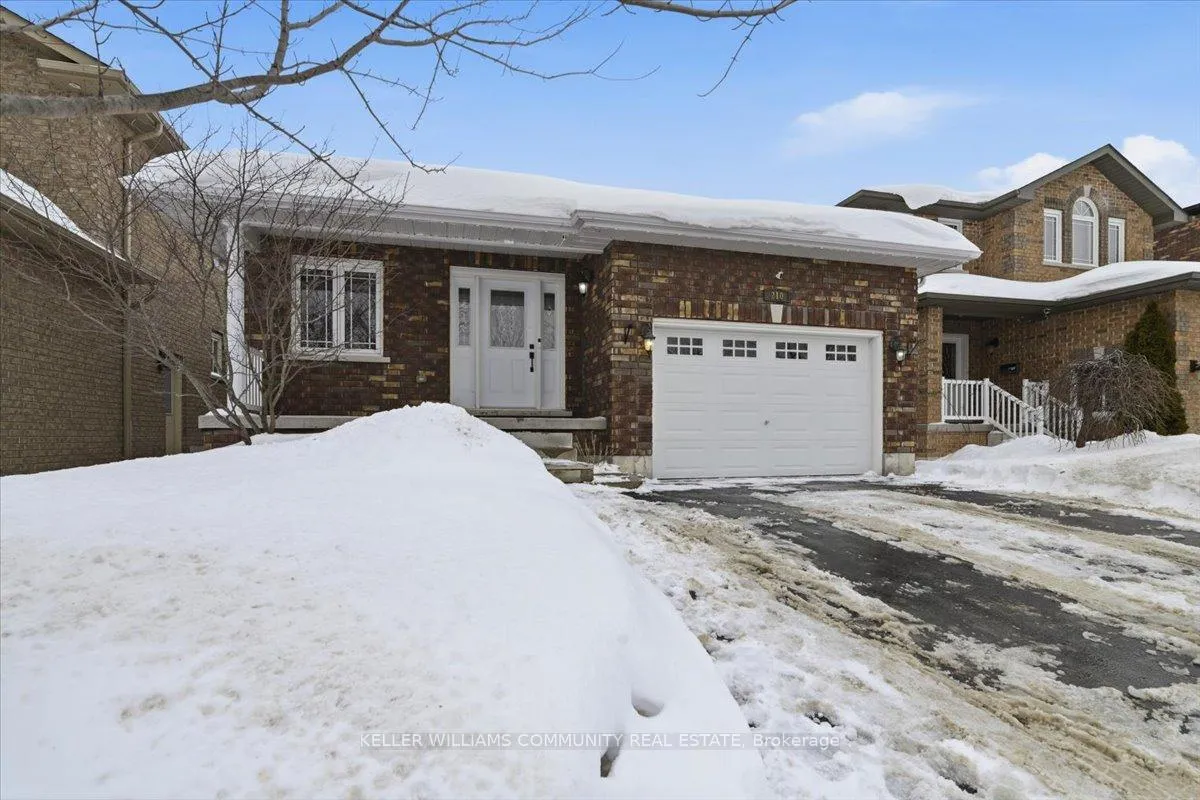 Photo 1 of 210 Chandler Crescent, Peterborough, Monaghan Ward 2 — HOMEH