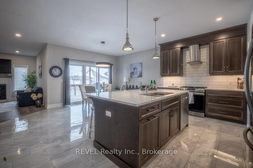 Photo 7 of 94 Julia Drive, Welland, Coyle Creek — HOMEH