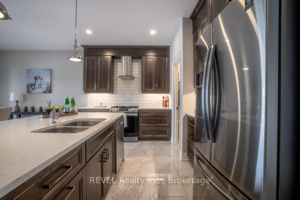Photo 8 of 94 Julia Drive, Welland, Coyle Creek — HOMEH