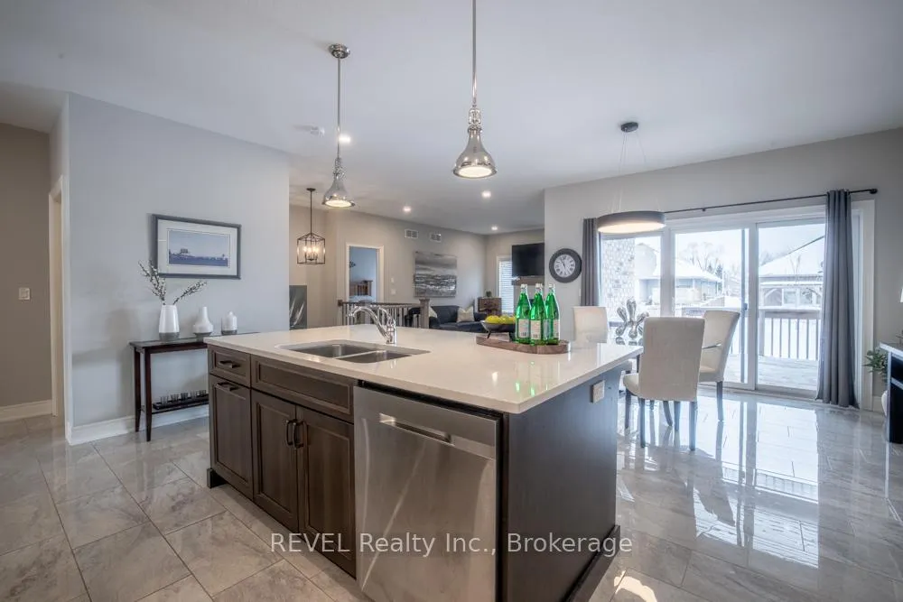 Photo 9 of 94 Julia Drive, Welland, Coyle Creek — HOMEH