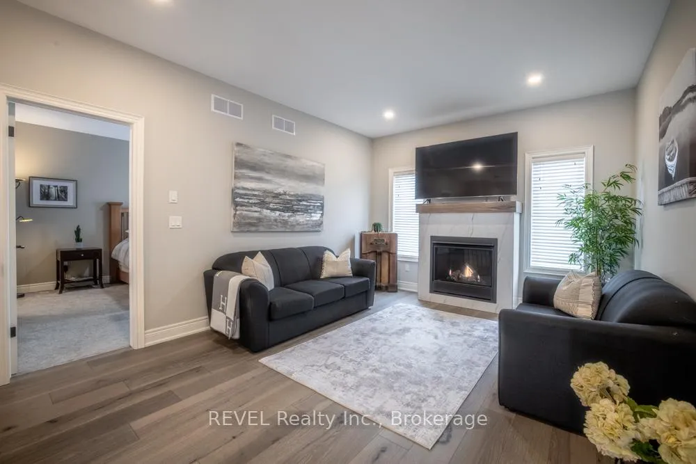 Photo 14 of 94 Julia Drive, Welland, Coyle Creek — HOMEH