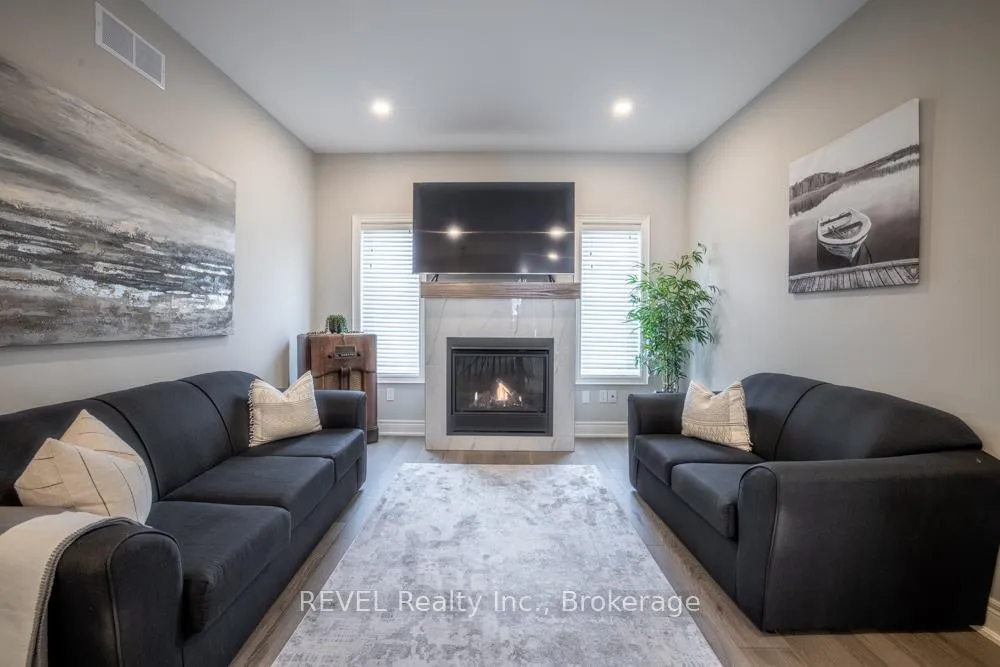 Photo 15 of 94 Julia Drive, Welland, Coyle Creek — HOMEH
