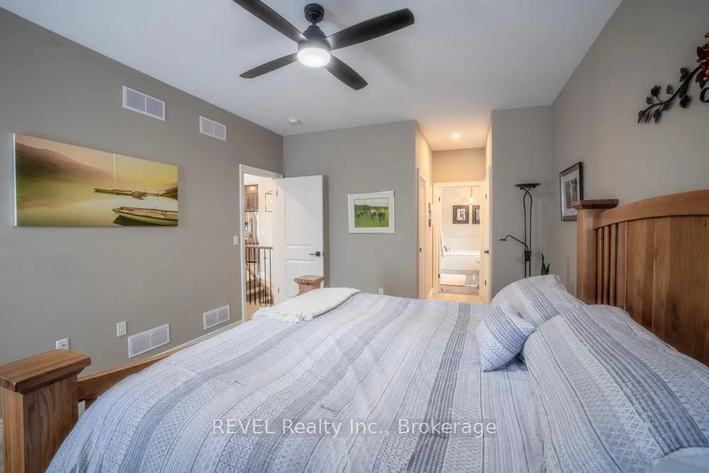 Photo 17 of 94 Julia Drive, Welland, Coyle Creek — HOMEH