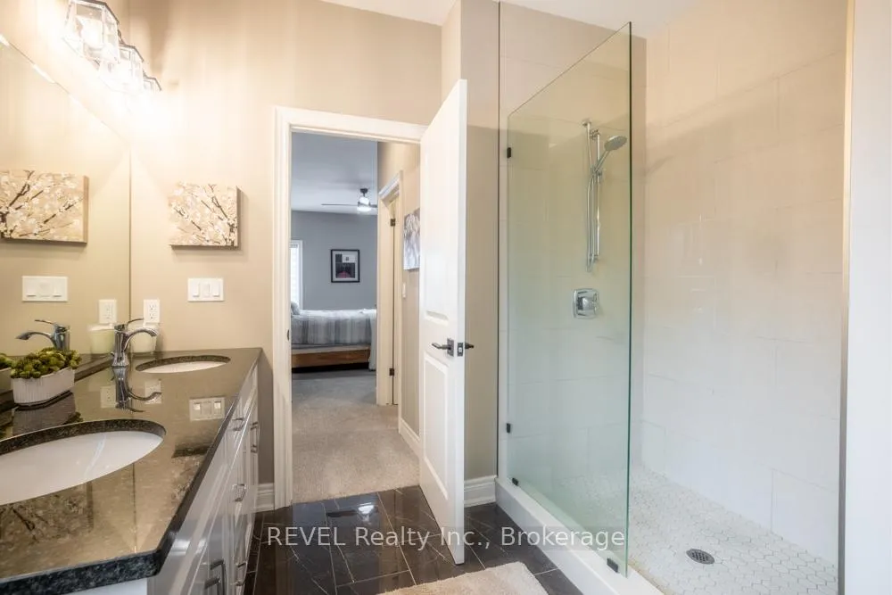 Photo 19 of 94 Julia Drive, Welland, Coyle Creek — HOMEH