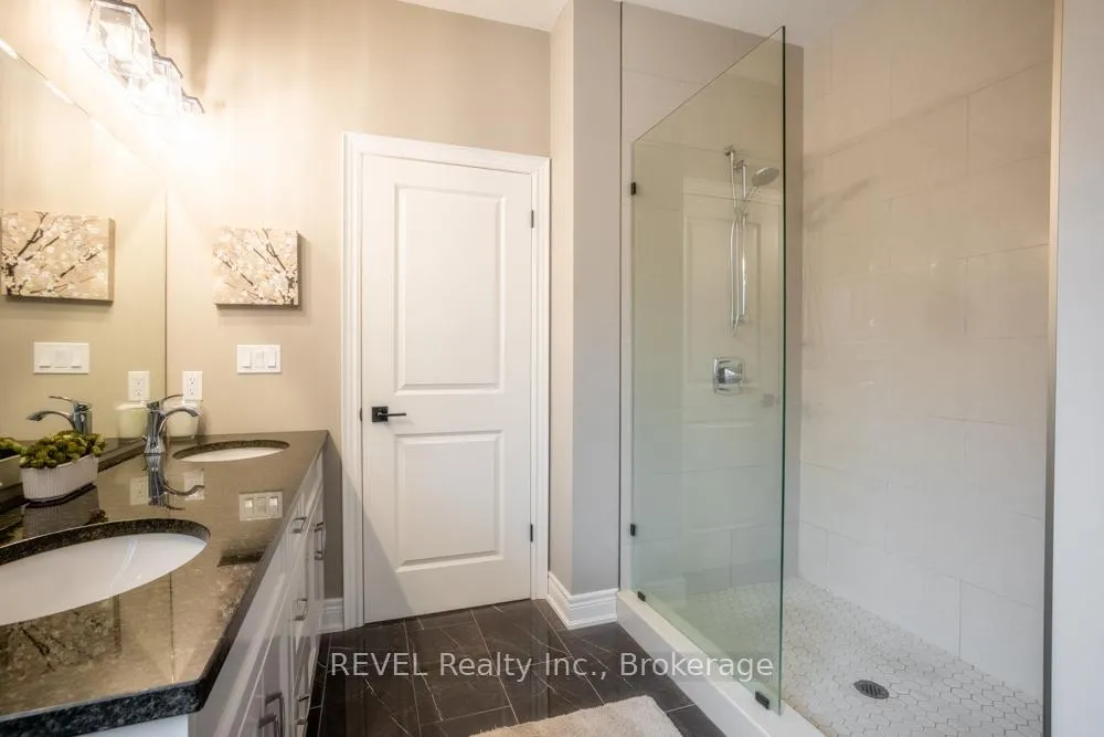 Photo 20 of 94 Julia Drive, Welland, Coyle Creek — HOMEH