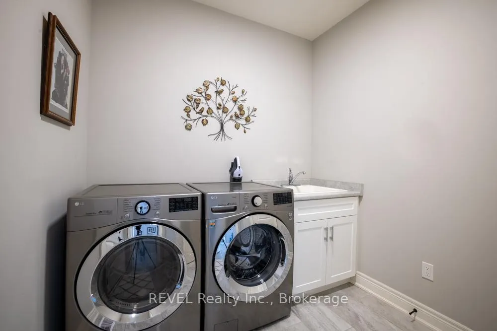 Photo 21 of 94 Julia Drive, Welland, Coyle Creek — HOMEH