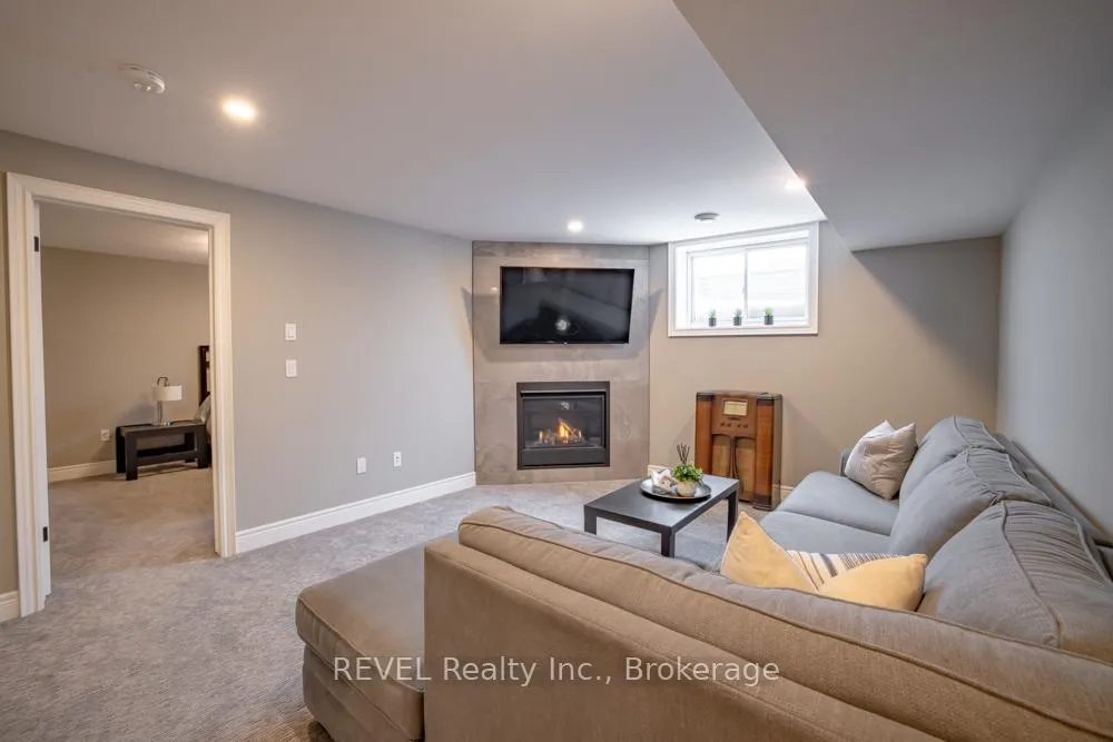 Photo 22 of 94 Julia Drive, Welland, Coyle Creek — HOMEH