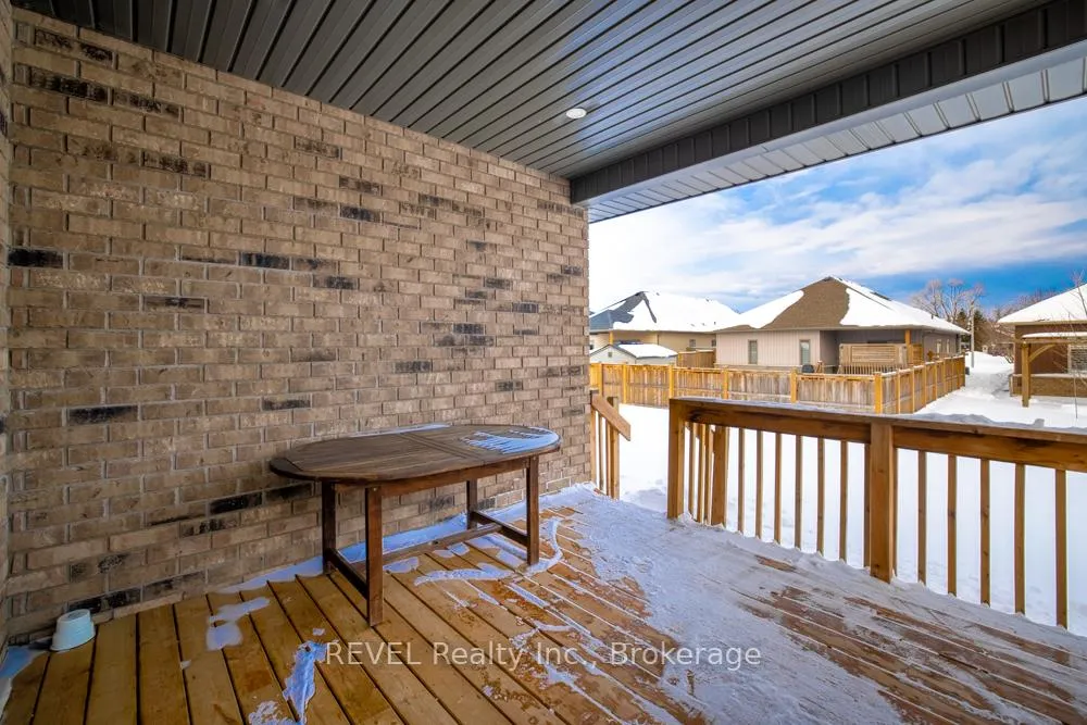 Photo 32 of 94 Julia Drive, Welland, Coyle Creek — HOMEH