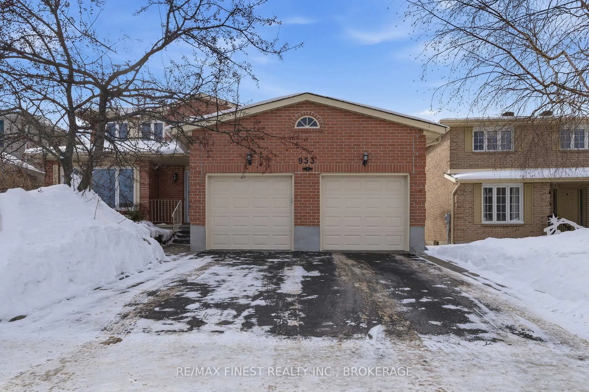Photo 1 of 953 Lancaster Drive, Kingston, North of Taylor-Kidd Blvd — HOMEH