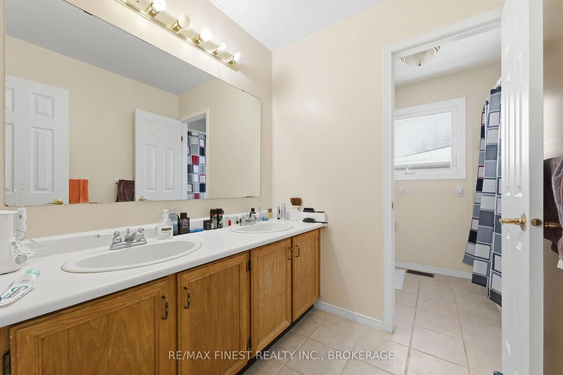 Photo 26 of 953 Lancaster Drive, Kingston, North of Taylor-Kidd Blvd — HOMEH