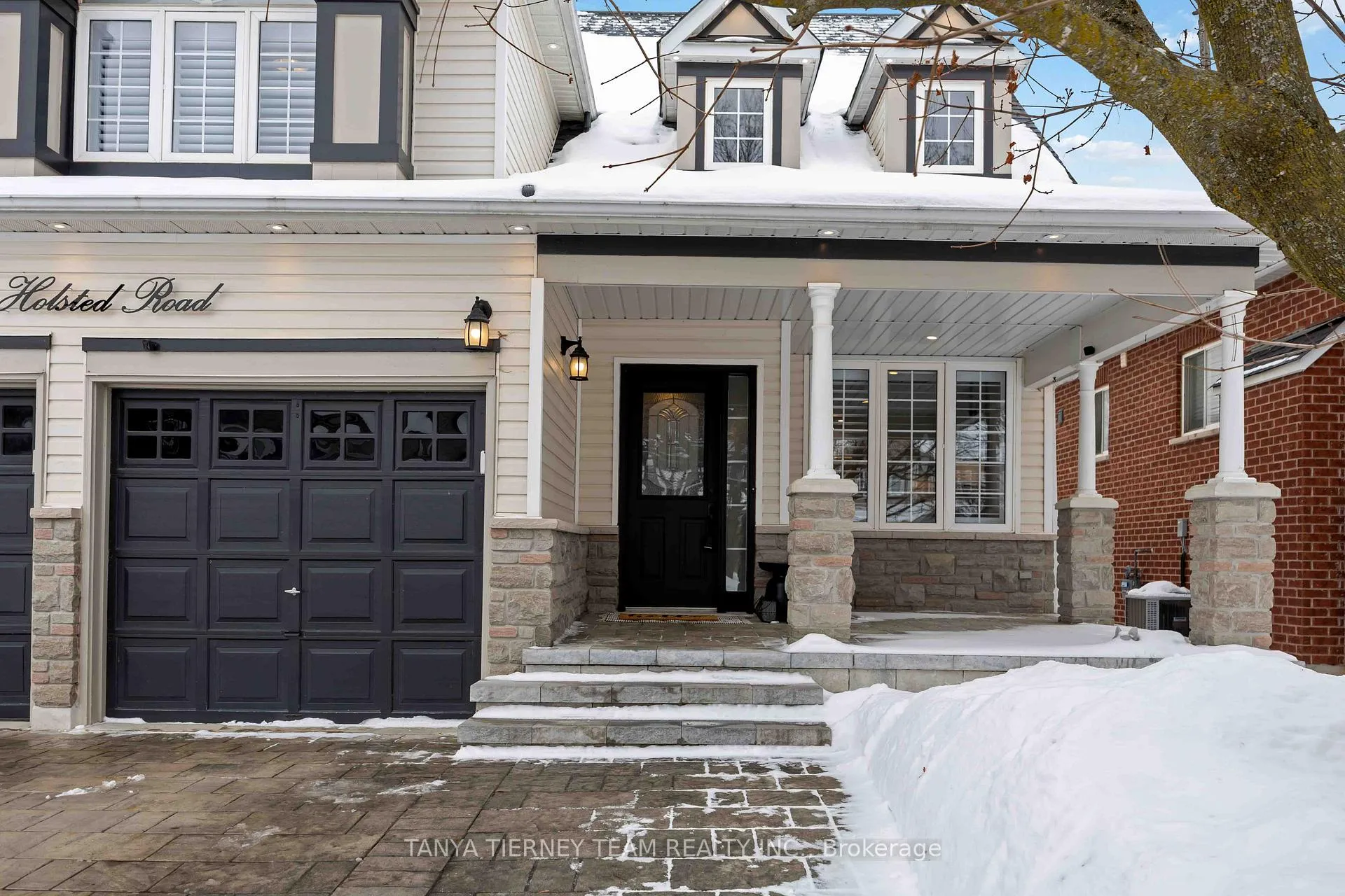 Photo 2 of 9 Holsted Road, Whitby, Brooklin — HOMEH