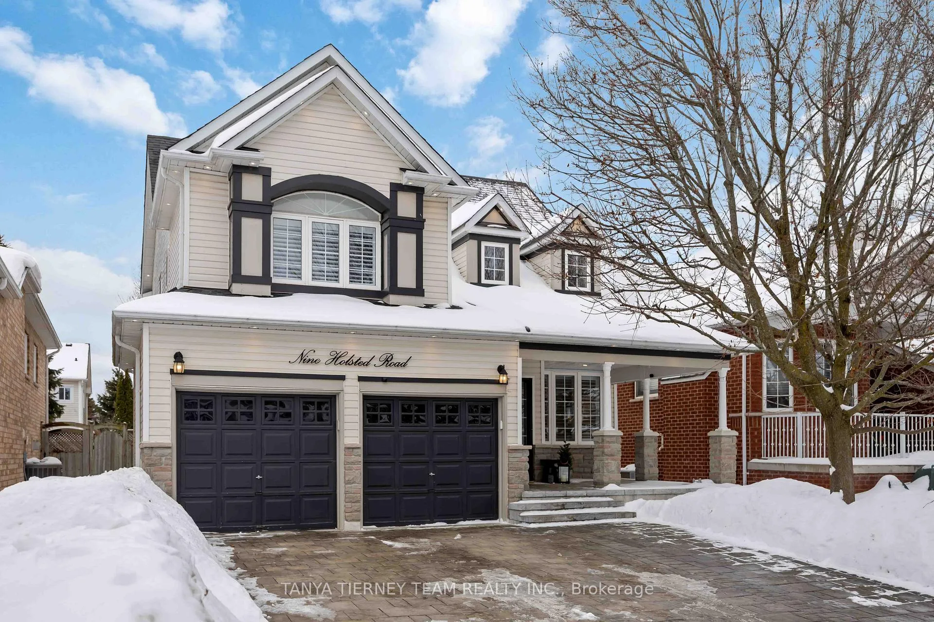 Photo 3 of 9 Holsted Road, Whitby, Brooklin — HOMEH