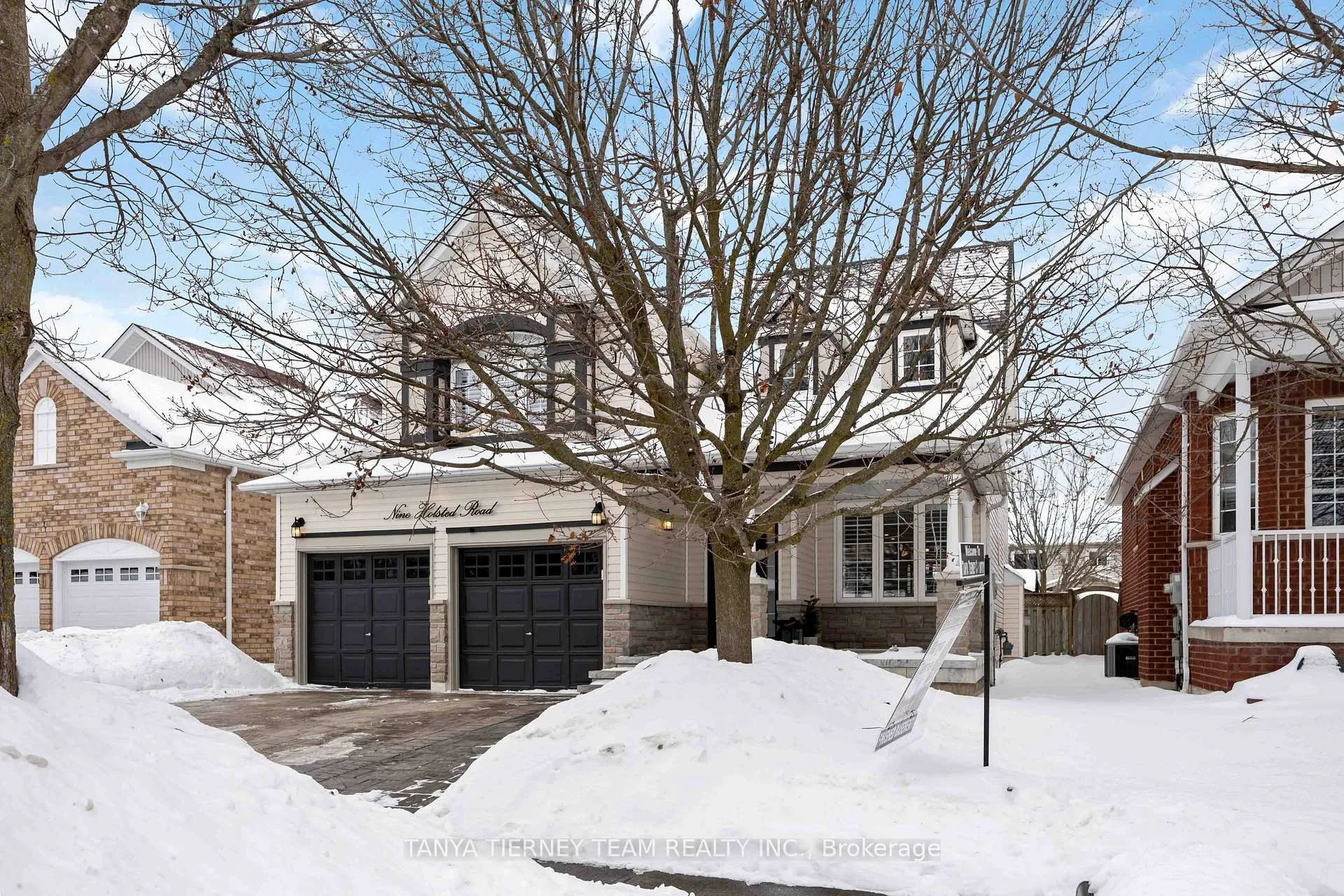 Photo 5 of 9 Holsted Road, Whitby, Brooklin — HOMEH
