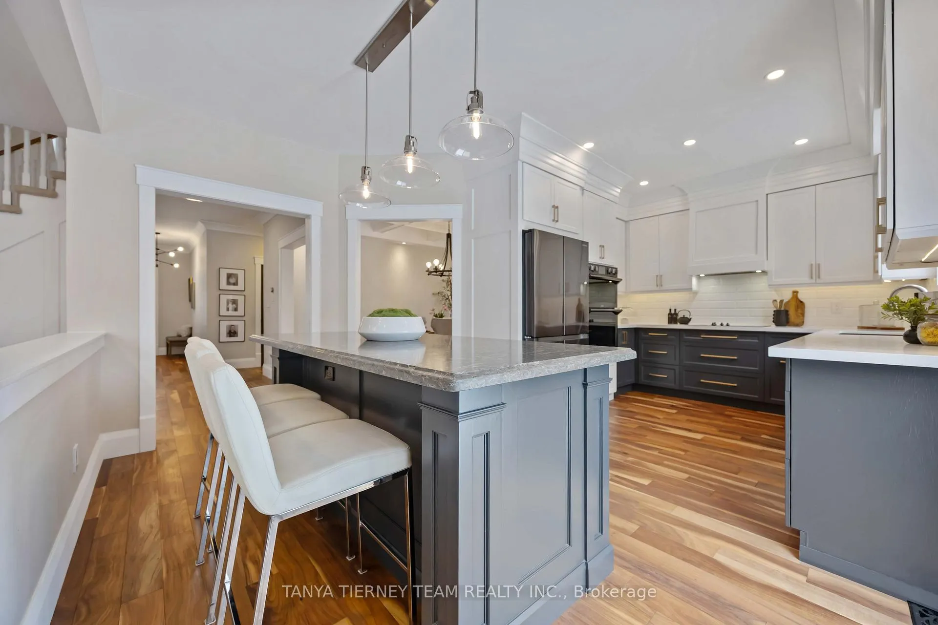 Photo 18 of 9 Holsted Road, Whitby, Brooklin — HOMEH