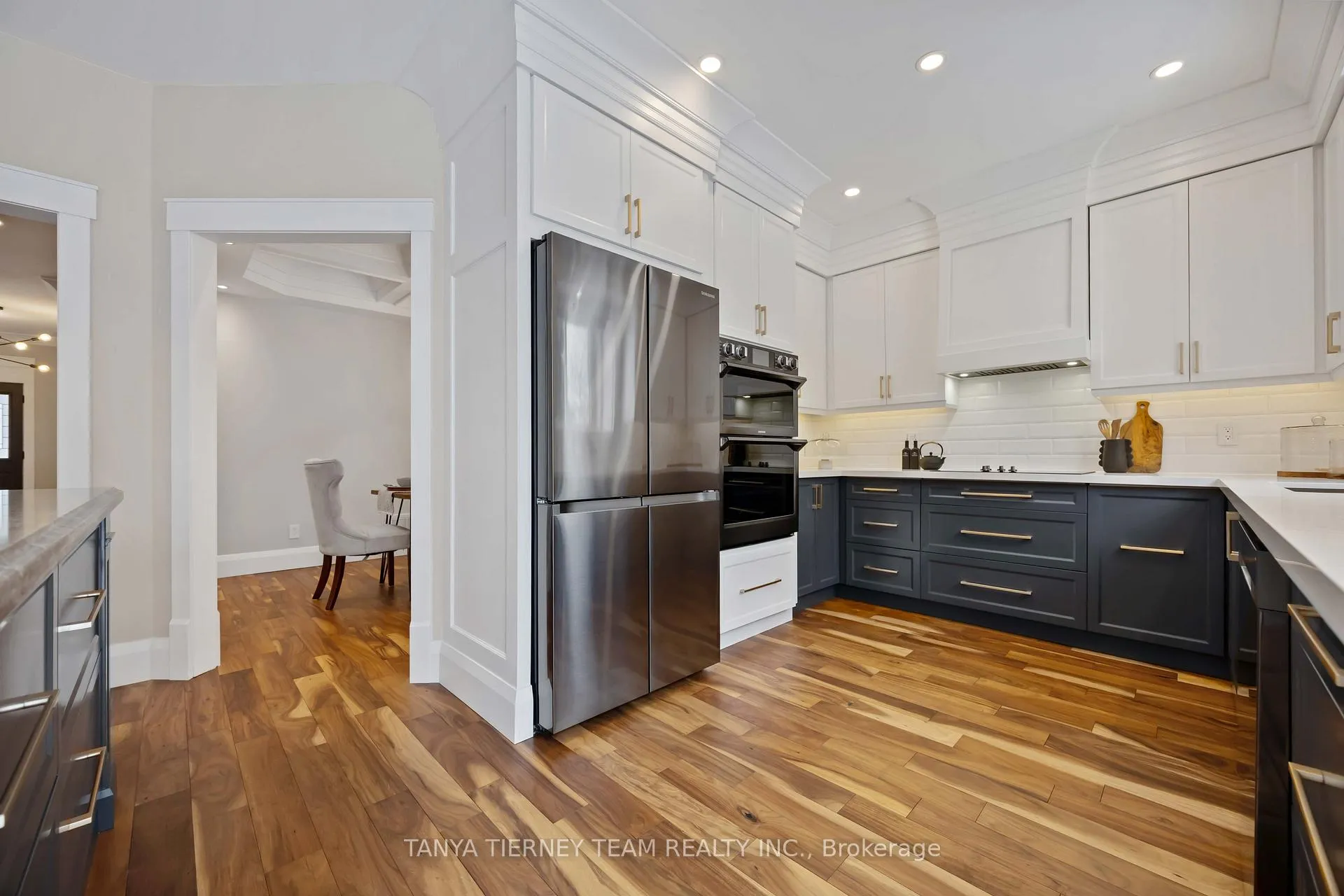Photo 25 of 9 Holsted Road, Whitby, Brooklin — HOMEH