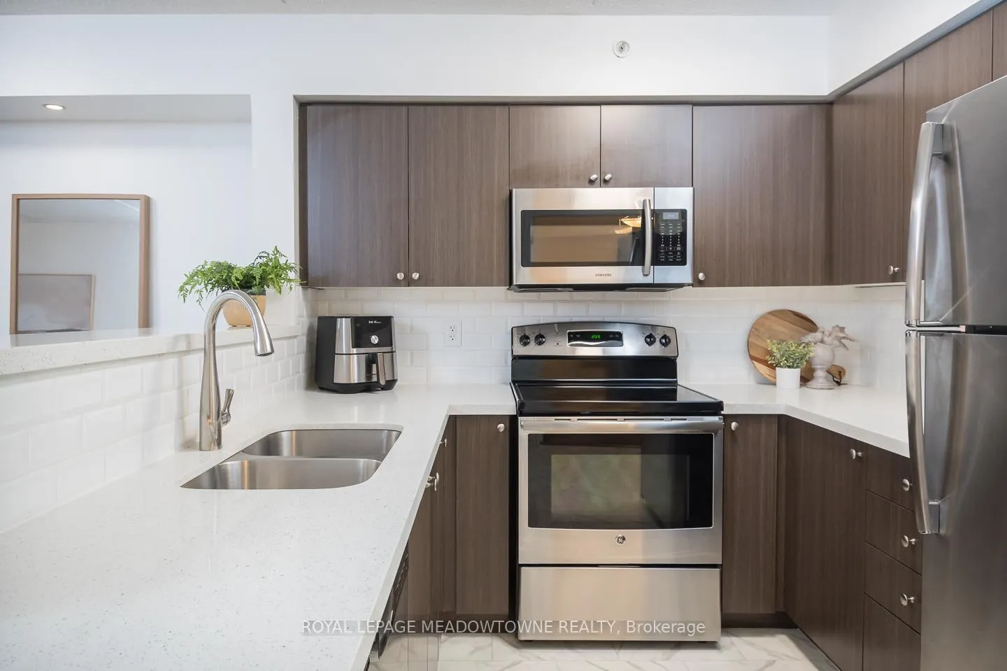 Photo 11 of Unit 312, 1440 Main Street E, Milton, Dempsey — HOMEH