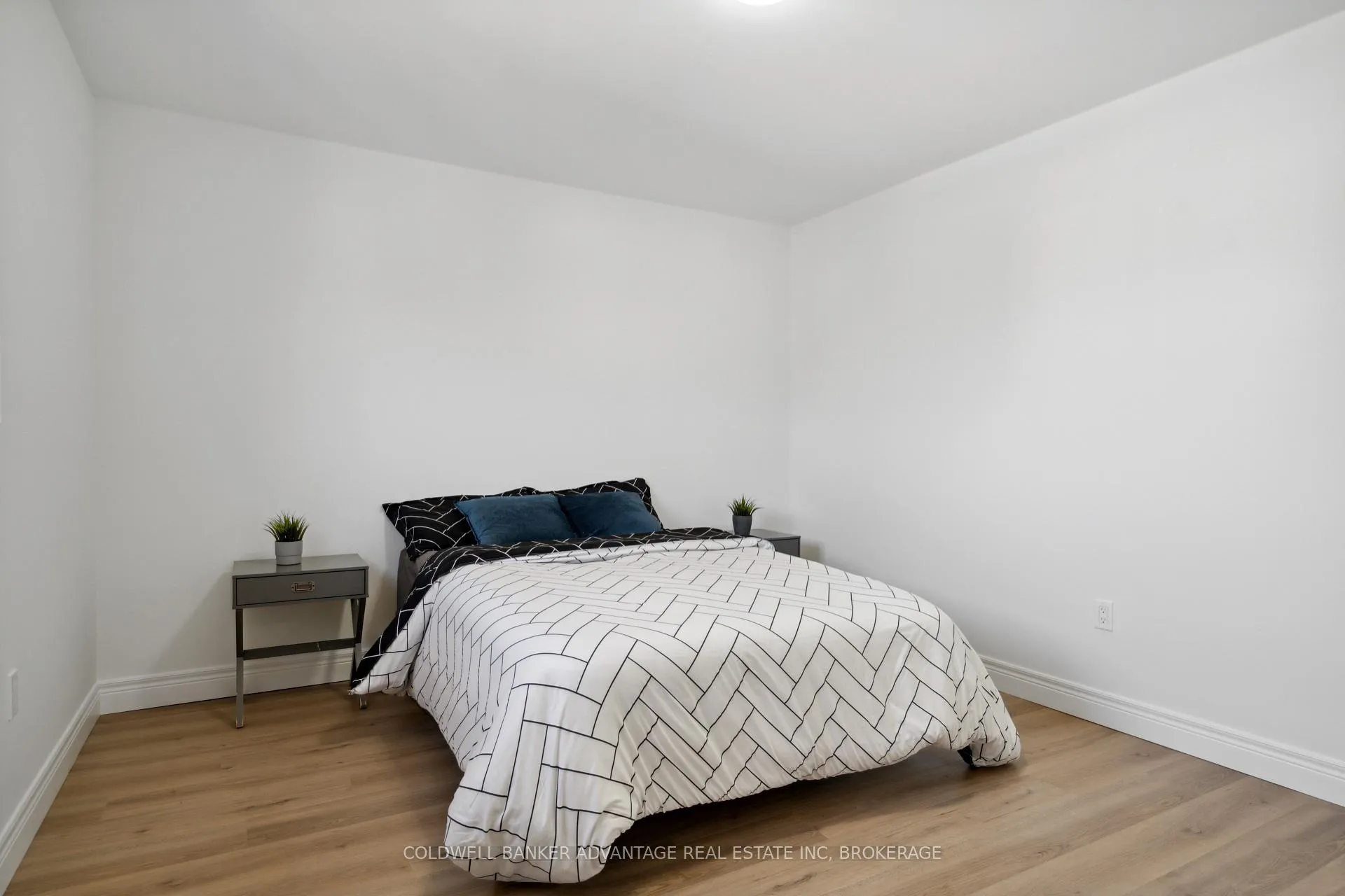 Photo 13 of 40 McMaster Avenue, Welland, Welland Downtown — HOMEH