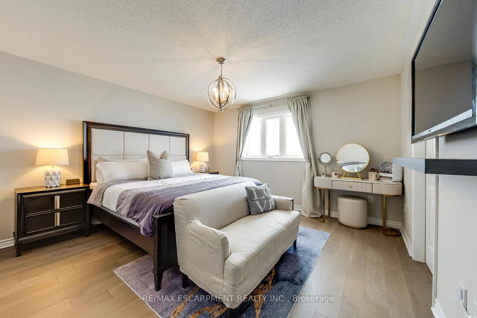 Photo 29 of 80 Beaverbrook Crescent, Vaughan, Rural Vaughan — HOMEH
