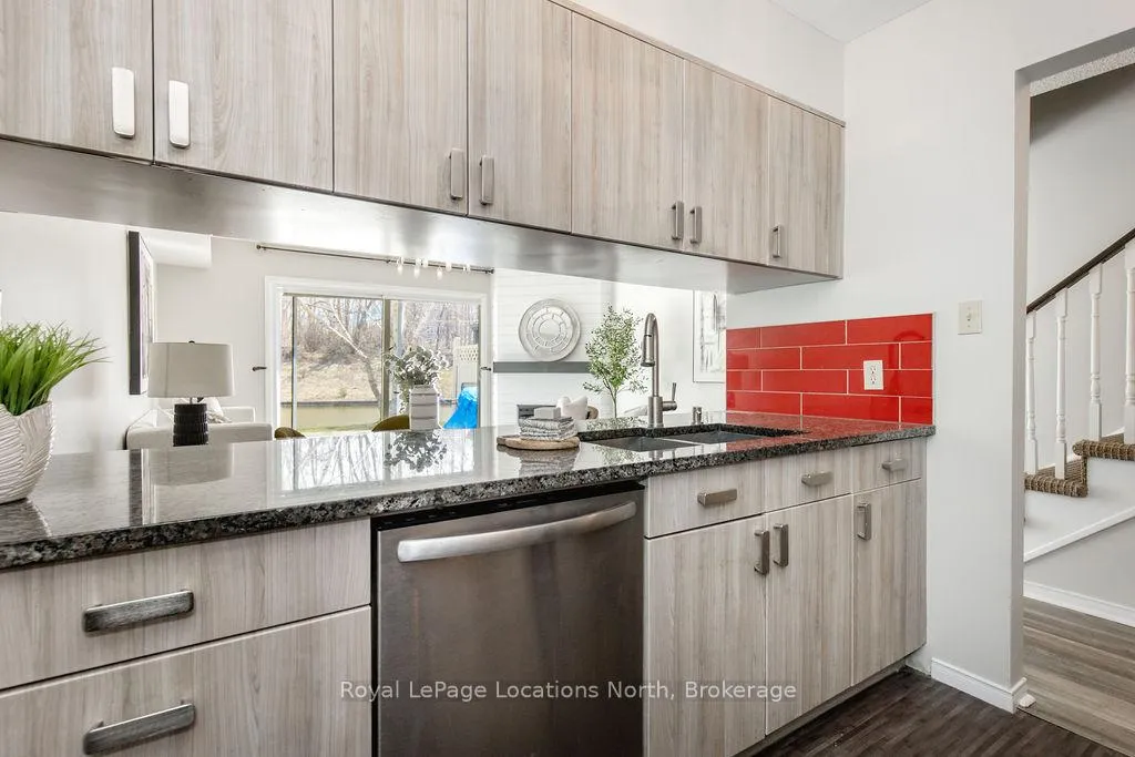 Photo 10 of Unit 41, 11 Laguna Parkway, Ramara, Brechin — HOMEH