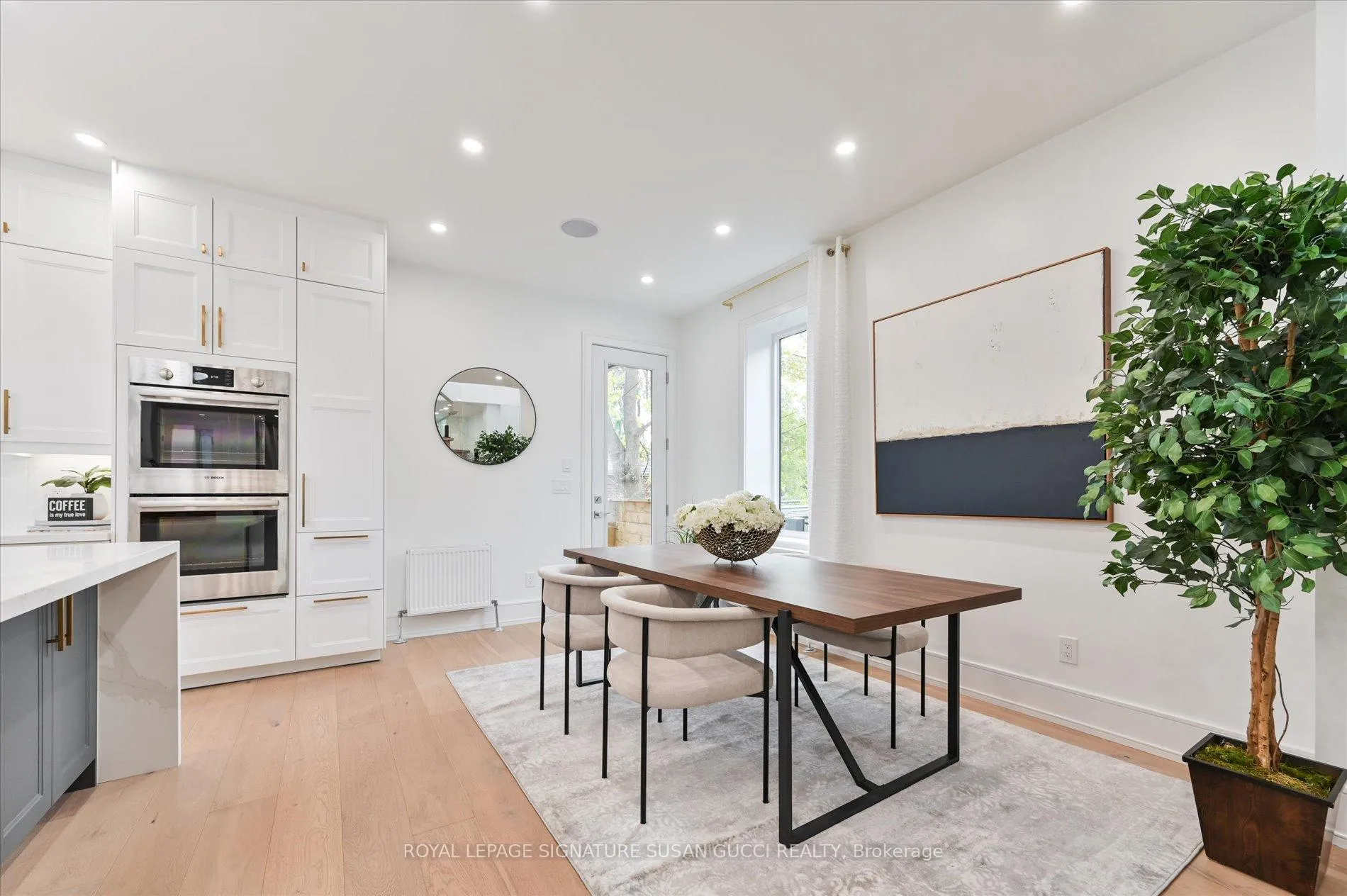 Photo 9 of 32 Treadway Boulevard, Toronto, East York — HOMEH