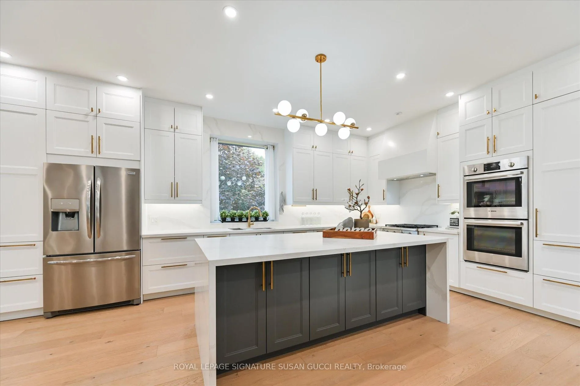 Photo 12 of 32 Treadway Boulevard, Toronto, East York — HOMEH