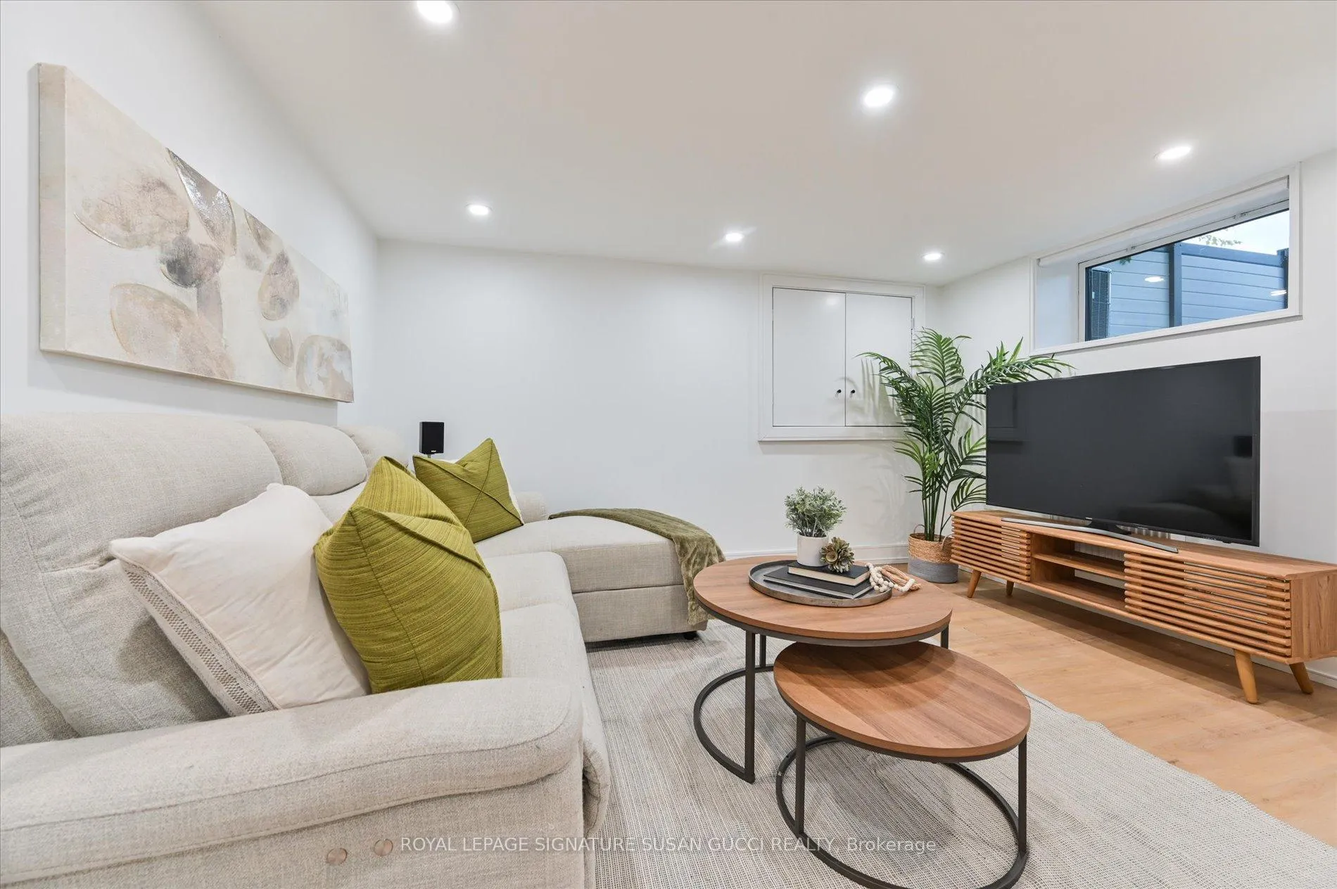 Photo 34 of 32 Treadway Boulevard, Toronto, East York — HOMEH