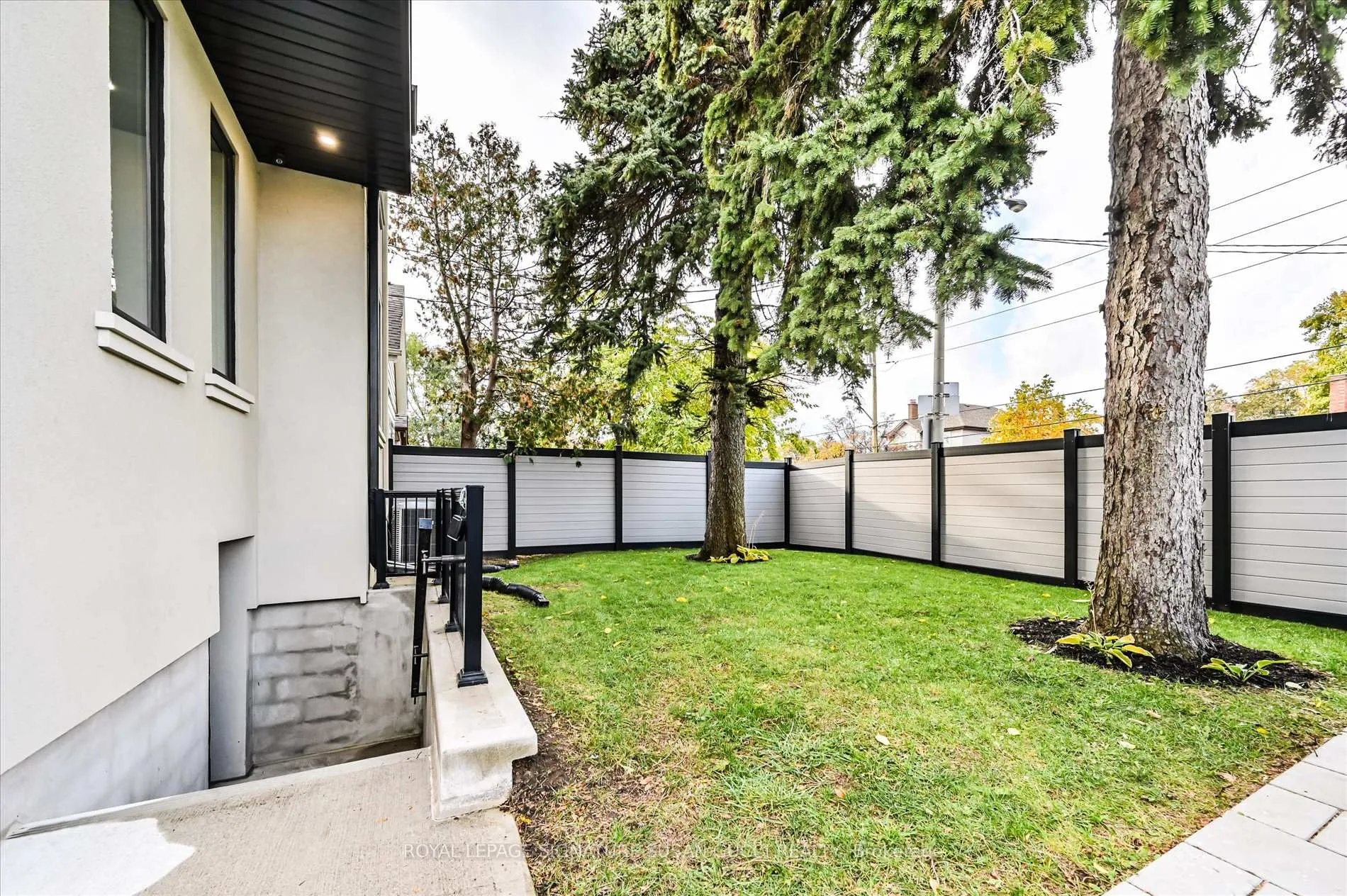 Photo 40 of 32 Treadway Boulevard, Toronto, East York — HOMEH