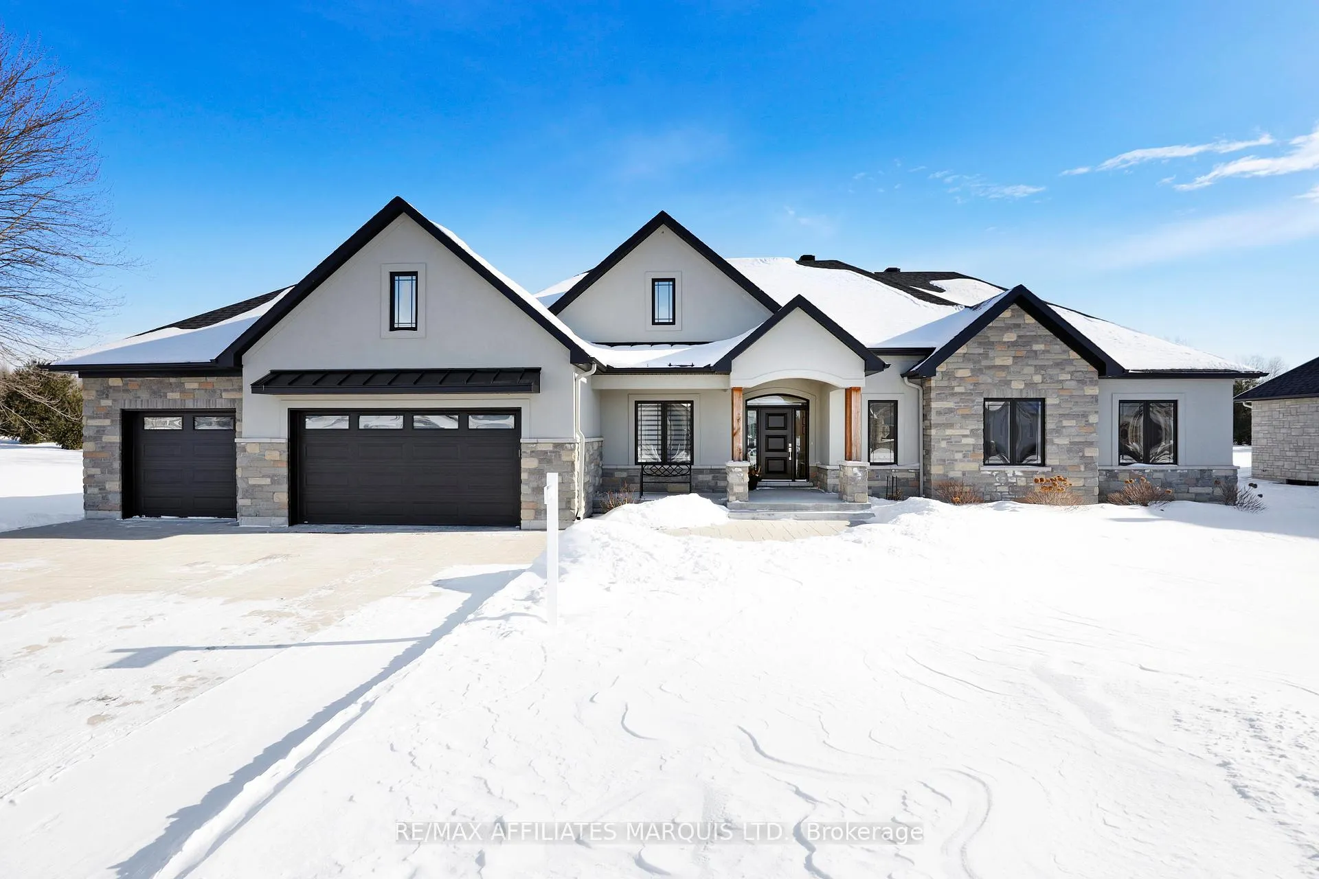 Front of 18150 St Laurent Boulevard