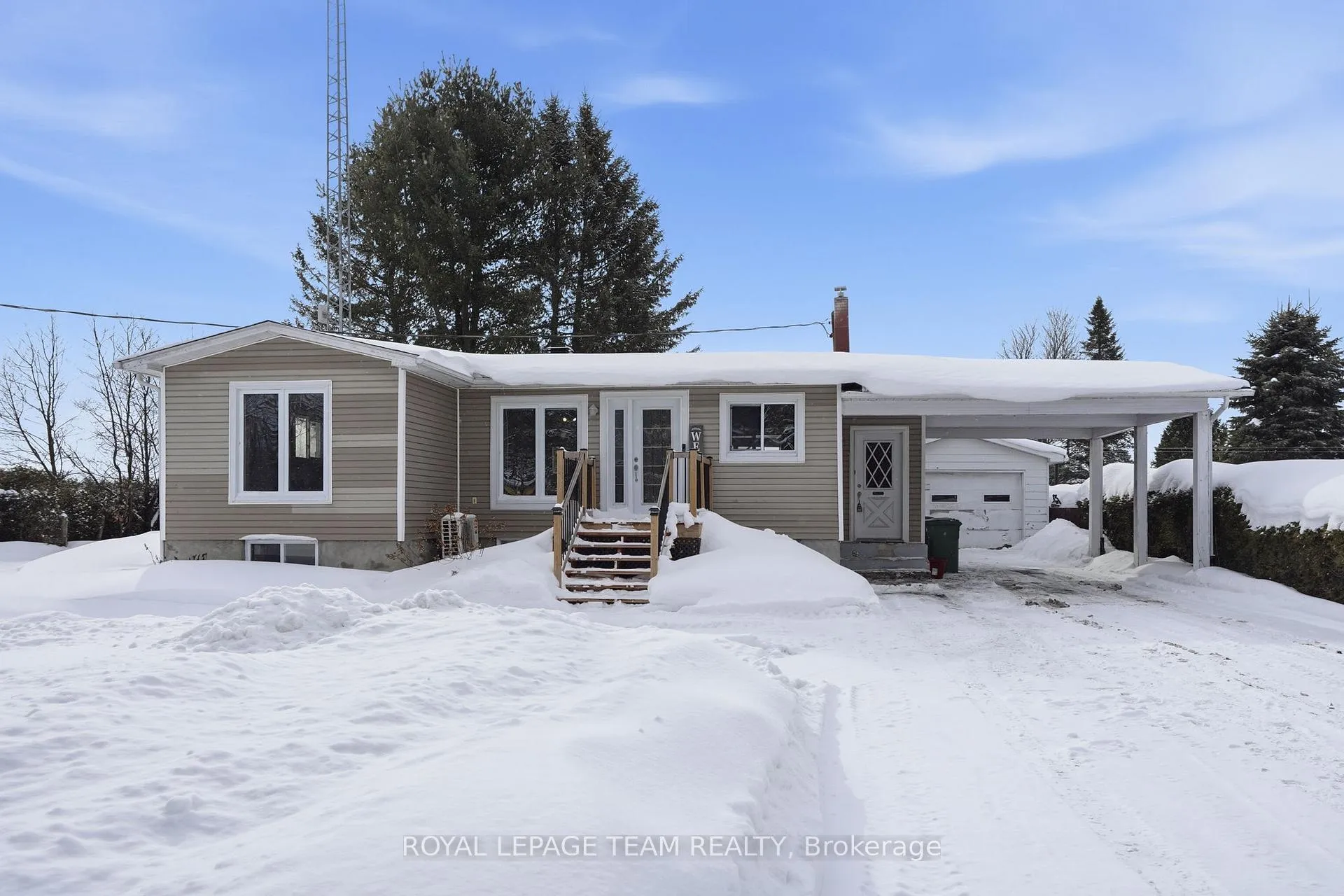 Photo 1 of 250 Pattee Road, Champlain, Champlain Twp — HOMEH