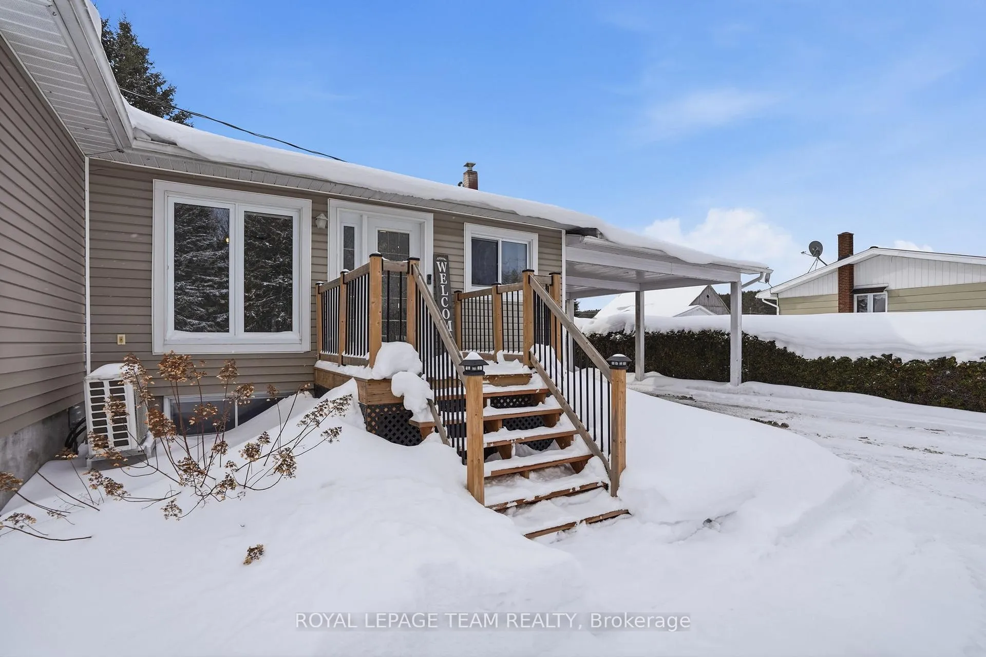 Photo 2 of 250 Pattee Road, Champlain, Champlain Twp — HOMEH