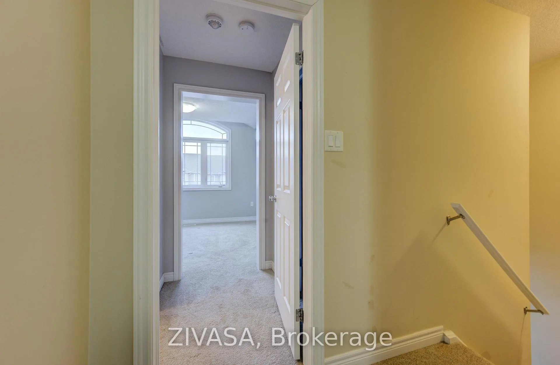 Photo 13 of Unit 32, 14 Amos Drive, Guelph, Kortright East — HOMEH