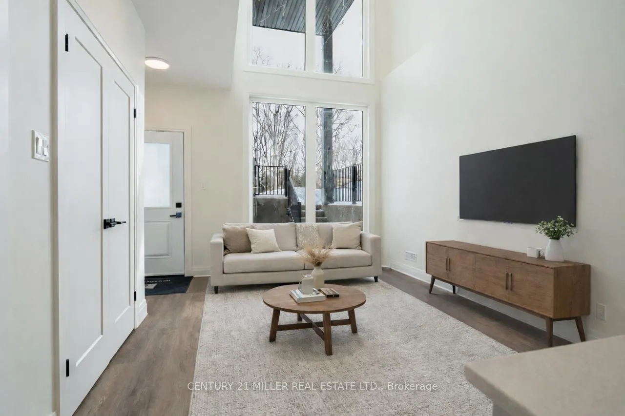 Photo 3 of Unit B, 151 Richardson Street, Guelph/Eramosa, Rockwood — HOMEH