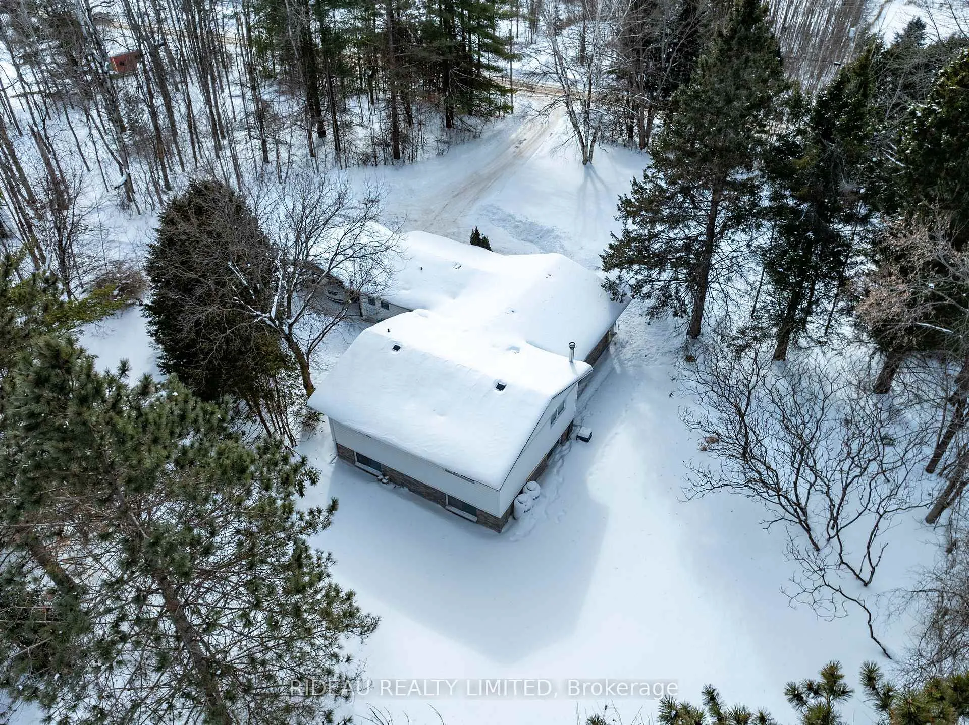 Photo 7 of 109 Perth Street, Rideau Lakes, Rideau Lakes (South Crosby) Twp — HOMEH