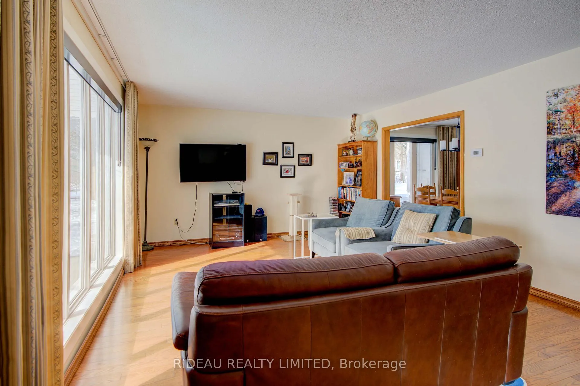 Photo 10 of 109 Perth Street, Rideau Lakes, Rideau Lakes (South Crosby) Twp — HOMEH